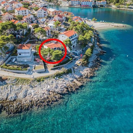 Apartments By The Sea Stomorska, Solta - 5190 Esterno foto