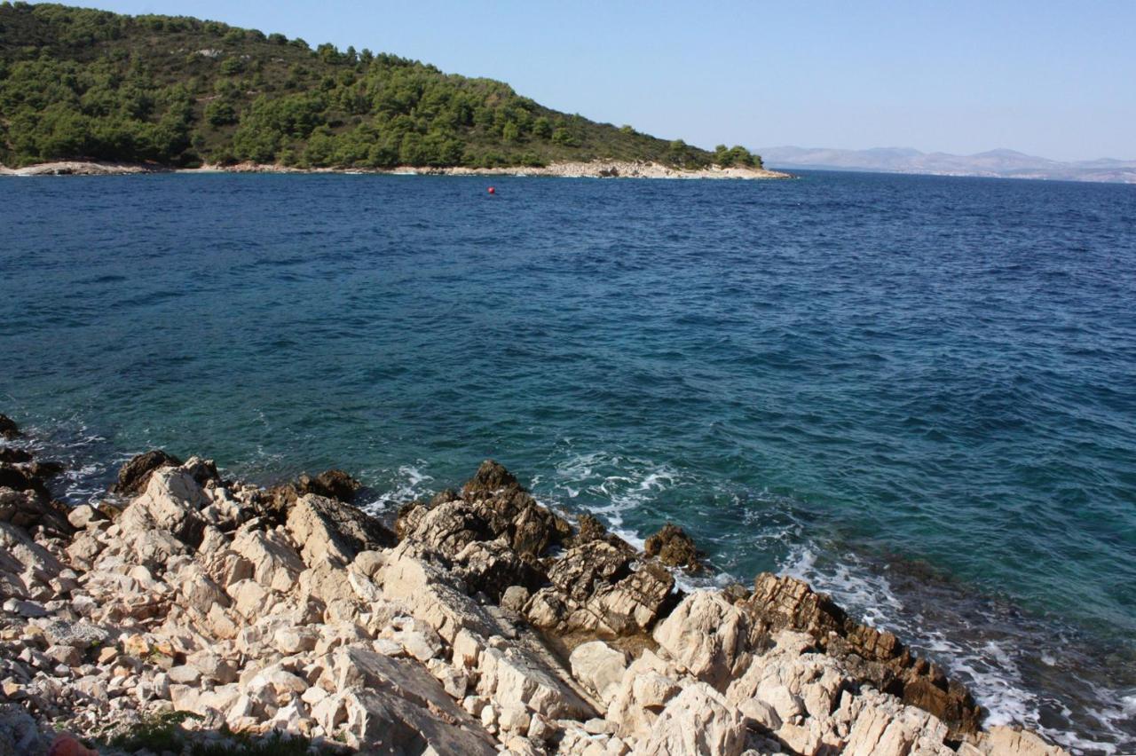 Apartments By The Sea Stomorska, Solta - 5190 Esterno foto